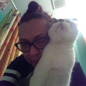 Meet your Posher, Suzette